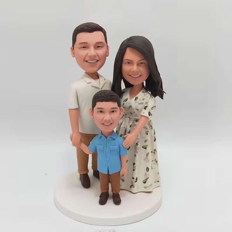 Fully Customizable Triple Bobbleheads（person or pet）