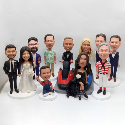 Fully Customizable Nine Bobbleheads（person or pet）Separate or whole