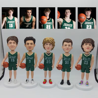 Fully Customizable Five Bobbleheads（person or pet）