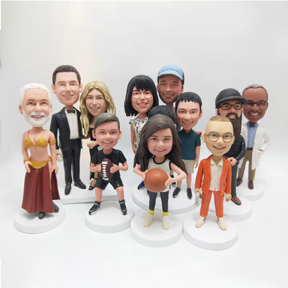 Fully Customizable Seven Bobbleheads（person or pet）Separate or whole