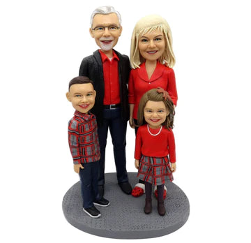 Fully Customizable Four Bobbleheads（person or pet）